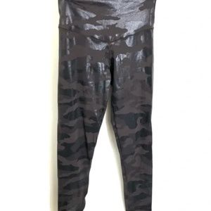 OFFLINE Real Me High Waisted Camo Legging
